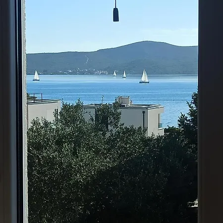 Adriaapart Vip * Sukošan