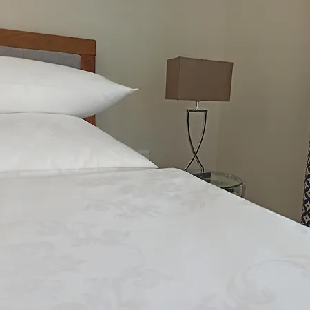 Adriaapart Vip