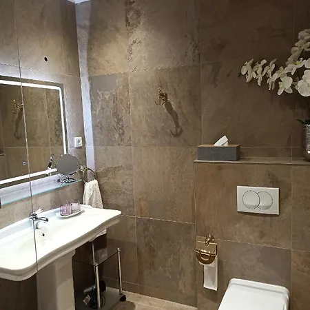 Apartment Adriaapart Vip Sukosan