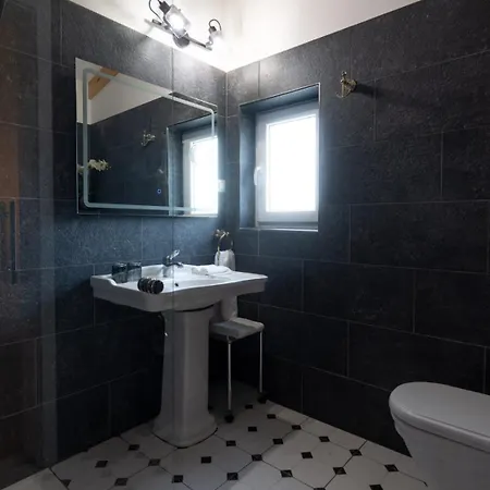 Adriaapart Vip * Sukosan